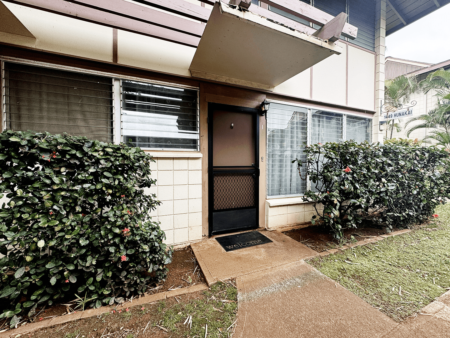 Honolulu Townhome: 1449 Hunakai Street #1