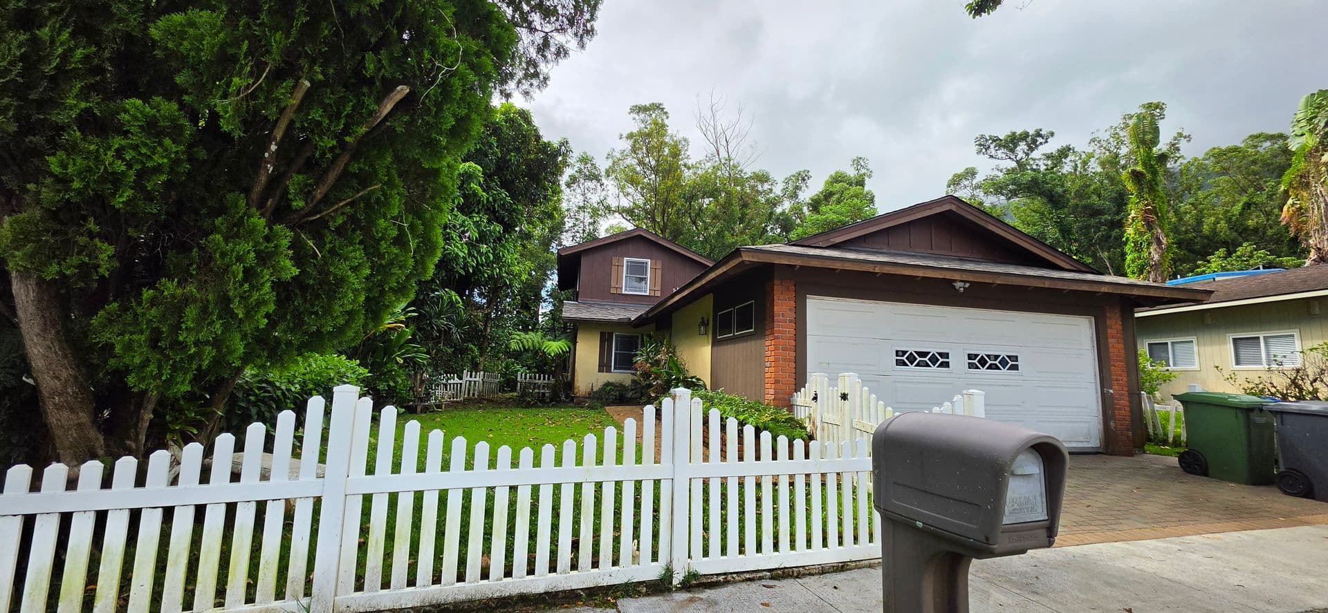 Kaneohe House: 47-438 Hui Io St.