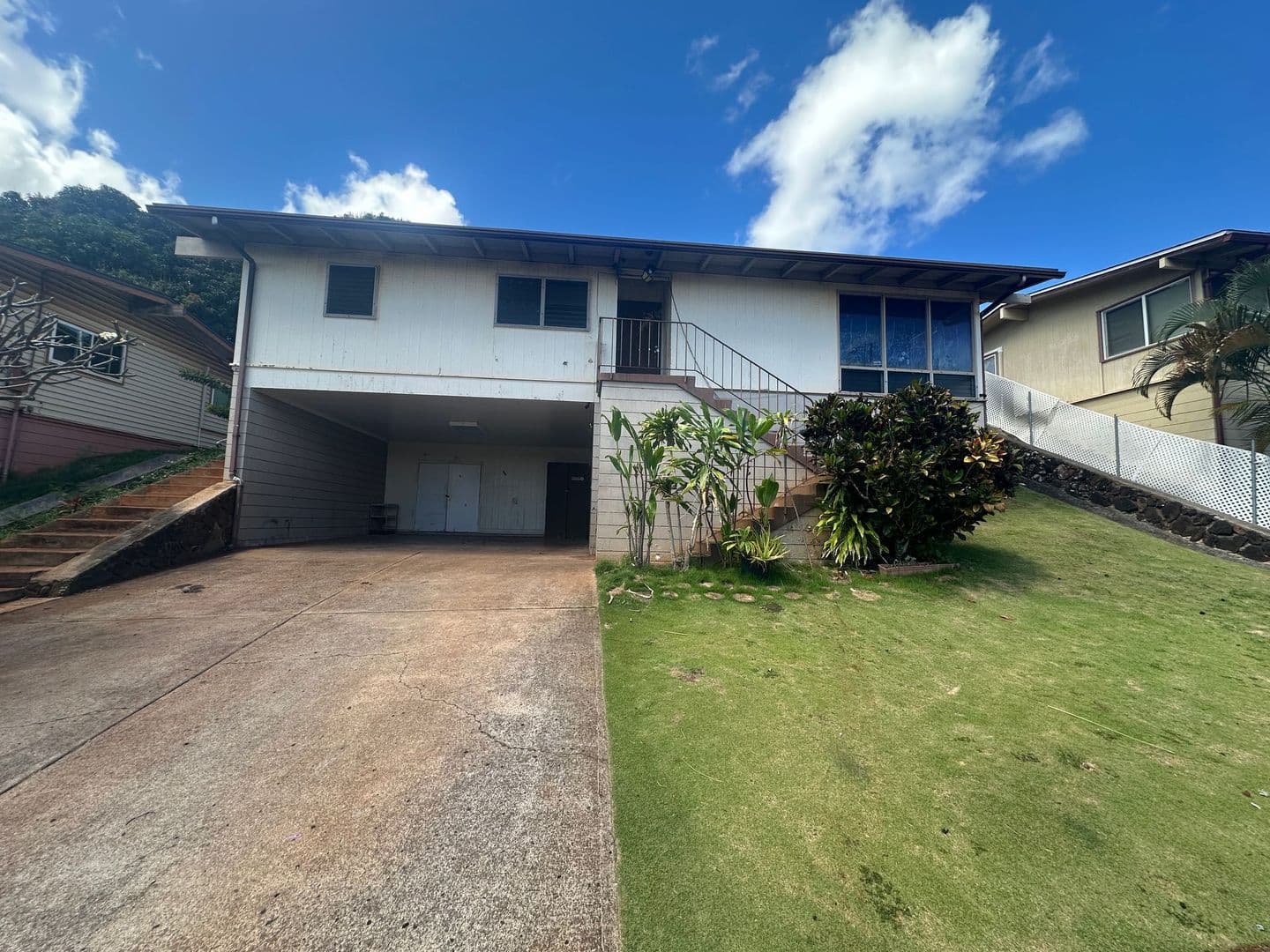PEARL CITY House: 1654 HOOLAULEA ST