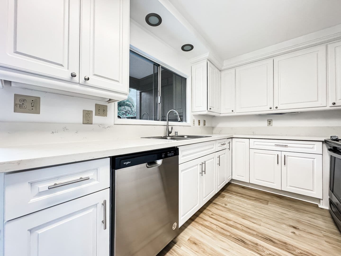 Kaneohe Townhome: 47-738 Hui Kelu St., #2