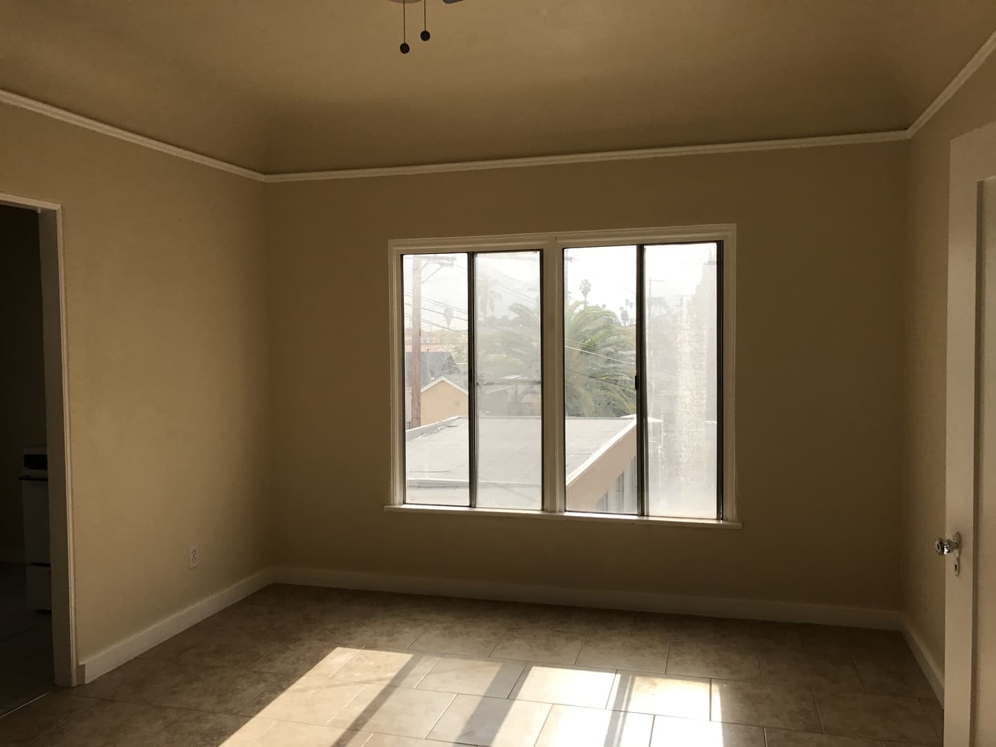 Los Angeles Apartment: 1308-1310 12th Avenue