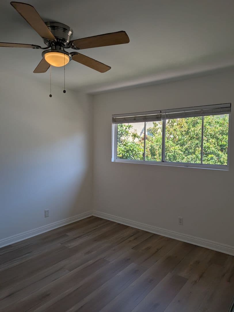 Los Angeles Apartment: 1541 N Formosa Ave.