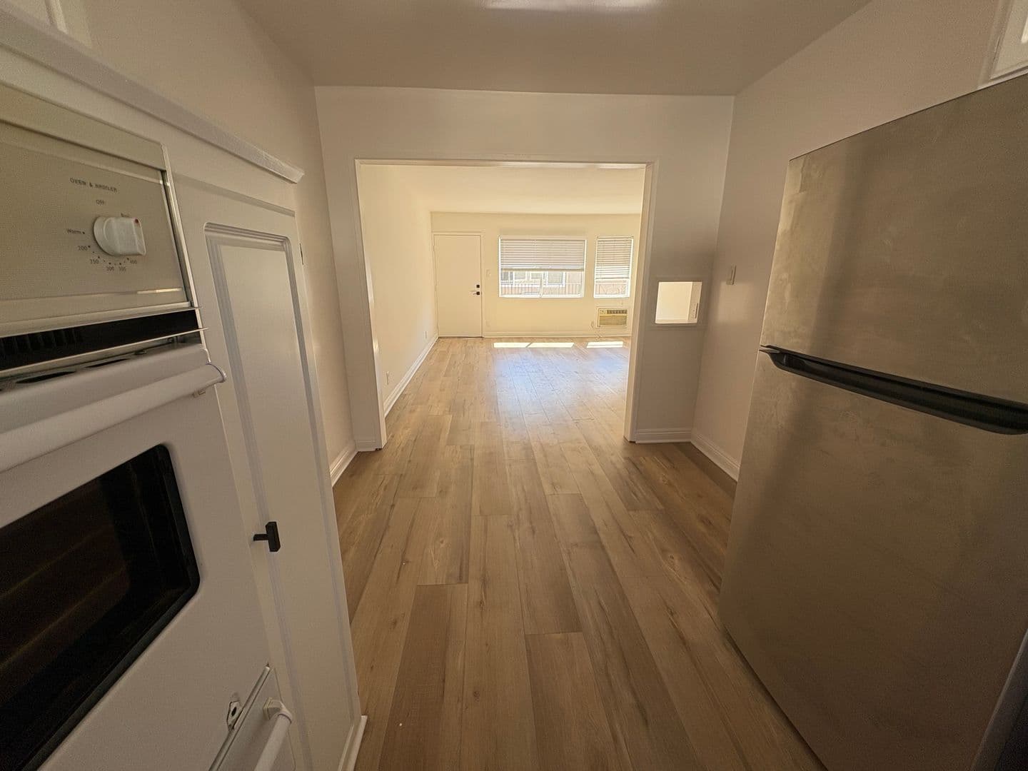 Los Angeles Apartment: 1541 N Formosa Ave.