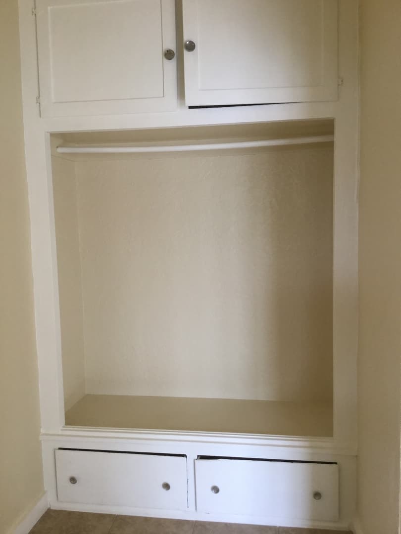 Los Angeles Apartment: 1308-1310 12th Avenue