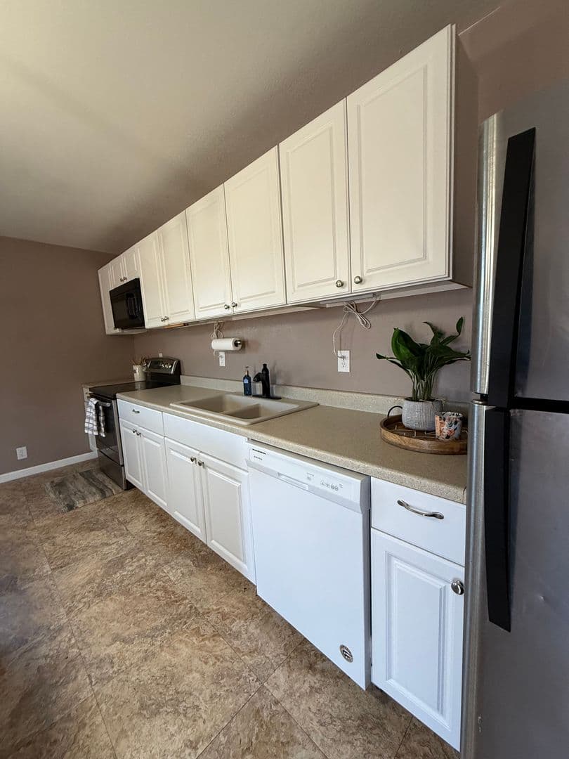 Aledo House: 8033 Lax Drive