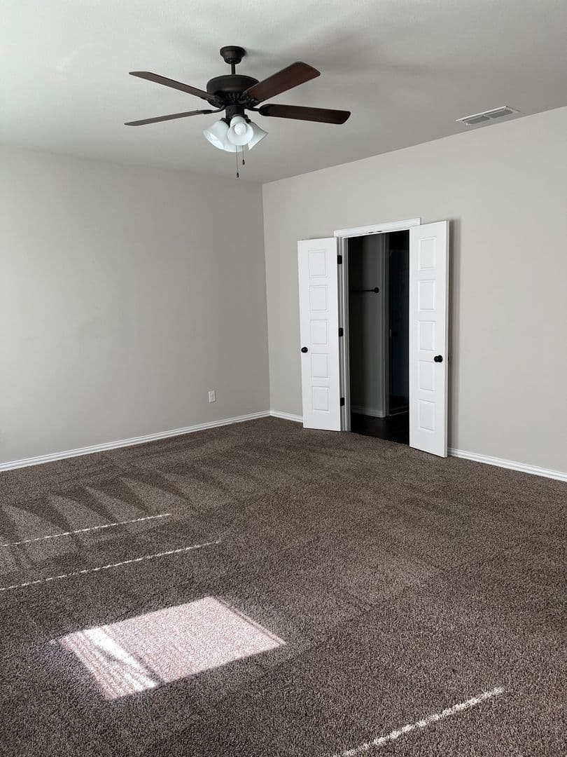 Weatherford Townhome: 1091 Grindstone Road Unit 101