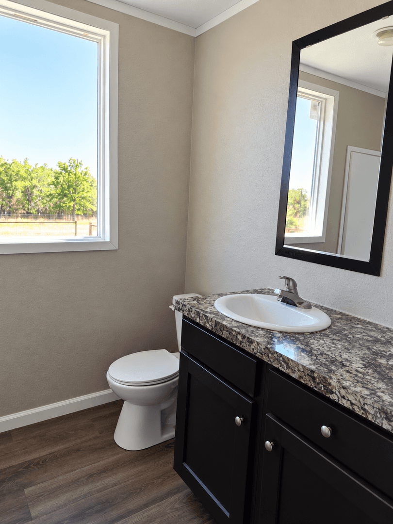 Weatherford House: 690 Toto Rd