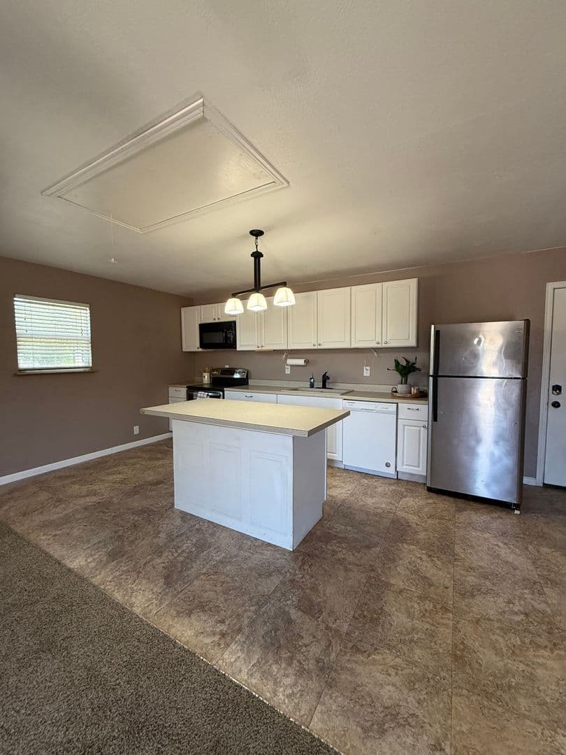 Aledo House: 8033 Lax Drive