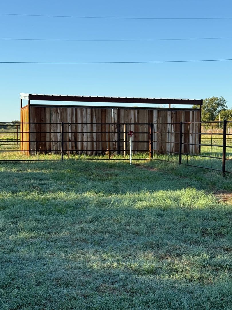 Mineral Wells House: 4529 FM 1195