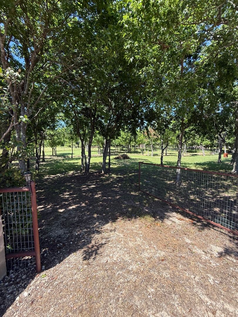 Aledo House: 8033 Lax Drive
