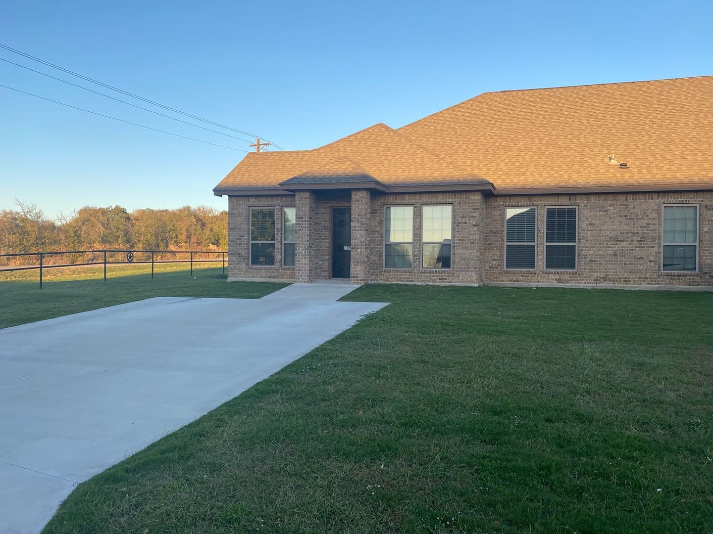 Weatherford Townhome: 1093 Grindstone Road #209