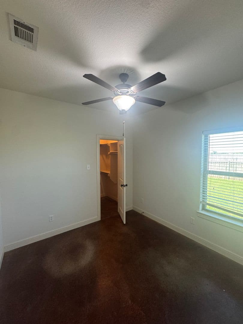 Millsap Townhome: 203 Walker Lane