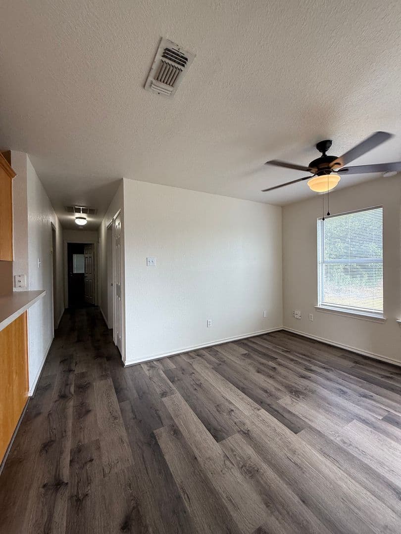 Weatherford Townhome: 1563 Greenwood Rd. # 104