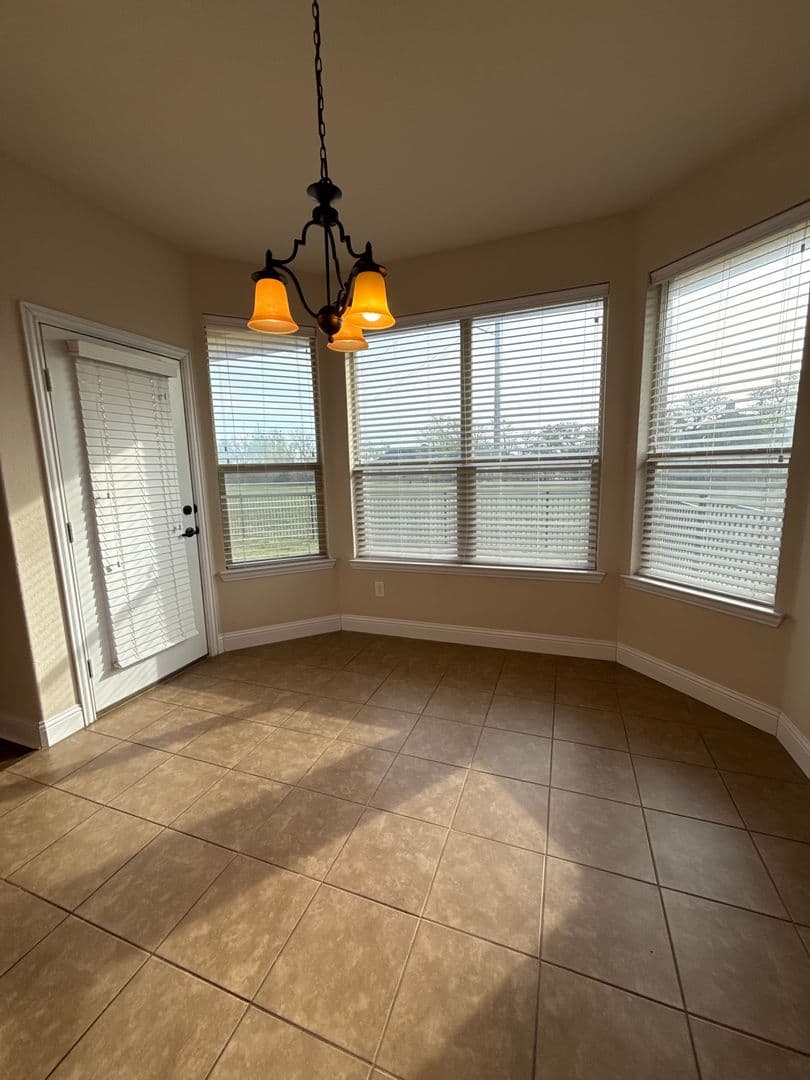 Weatherford House: 815 Blue Quail Drive