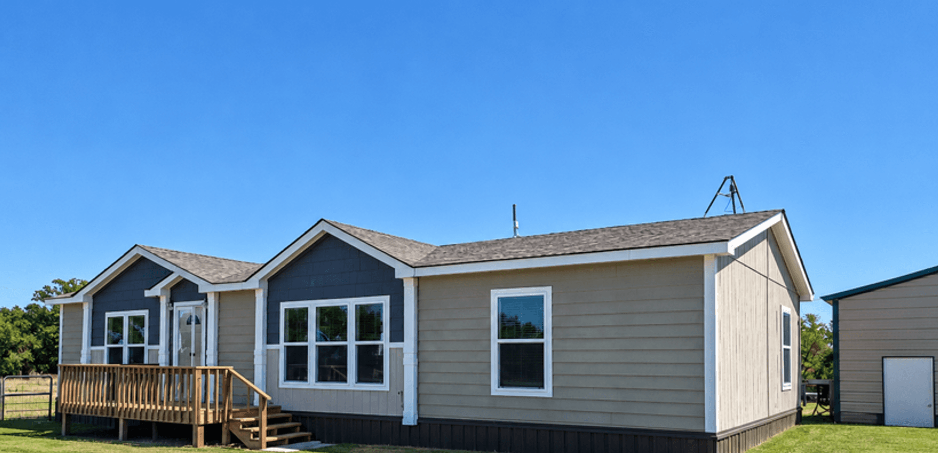 Weatherford House: 690 Toto Rd