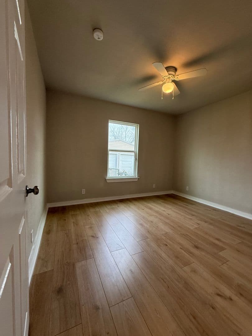 Mineral Wells House: 1001 SE 19th Street
