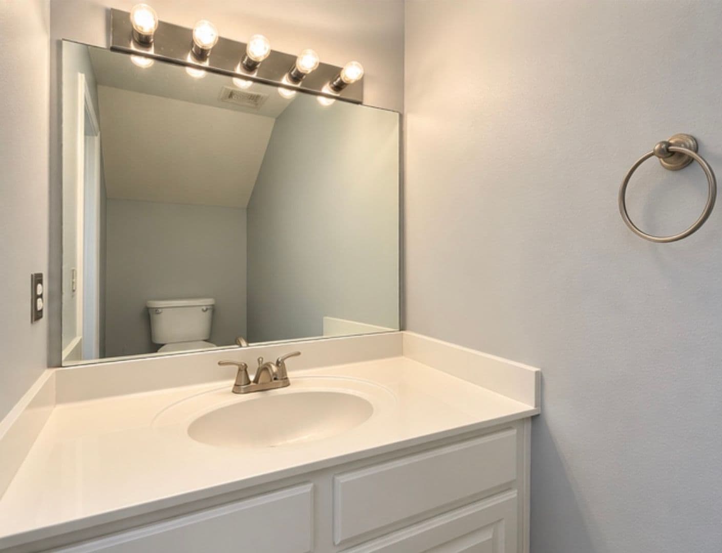Alpharetta Townhome: 3087 Commonwealth Way