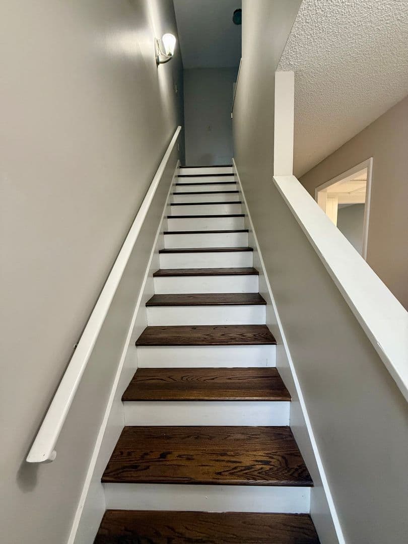 Oakwood Townhome: 3730 Old Flowery Branch Rd
