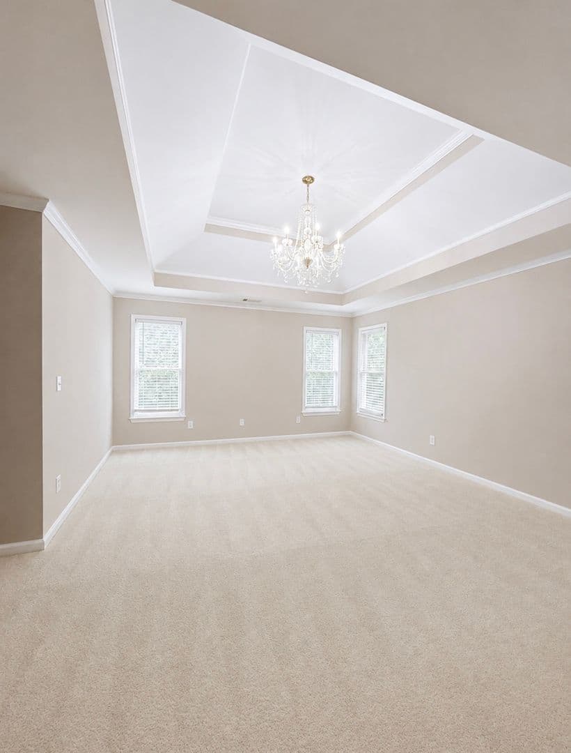 Cumming House: 3235 Bentwood Close