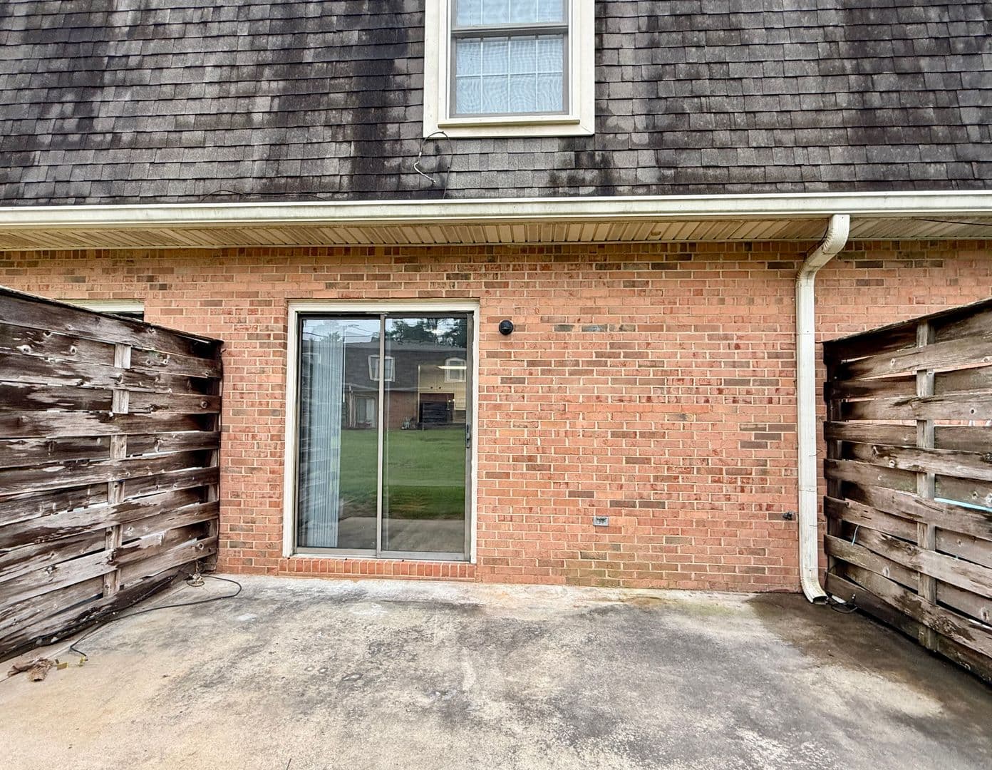 Oakwood Townhome: 3730 Old Flowery Branch Rd
