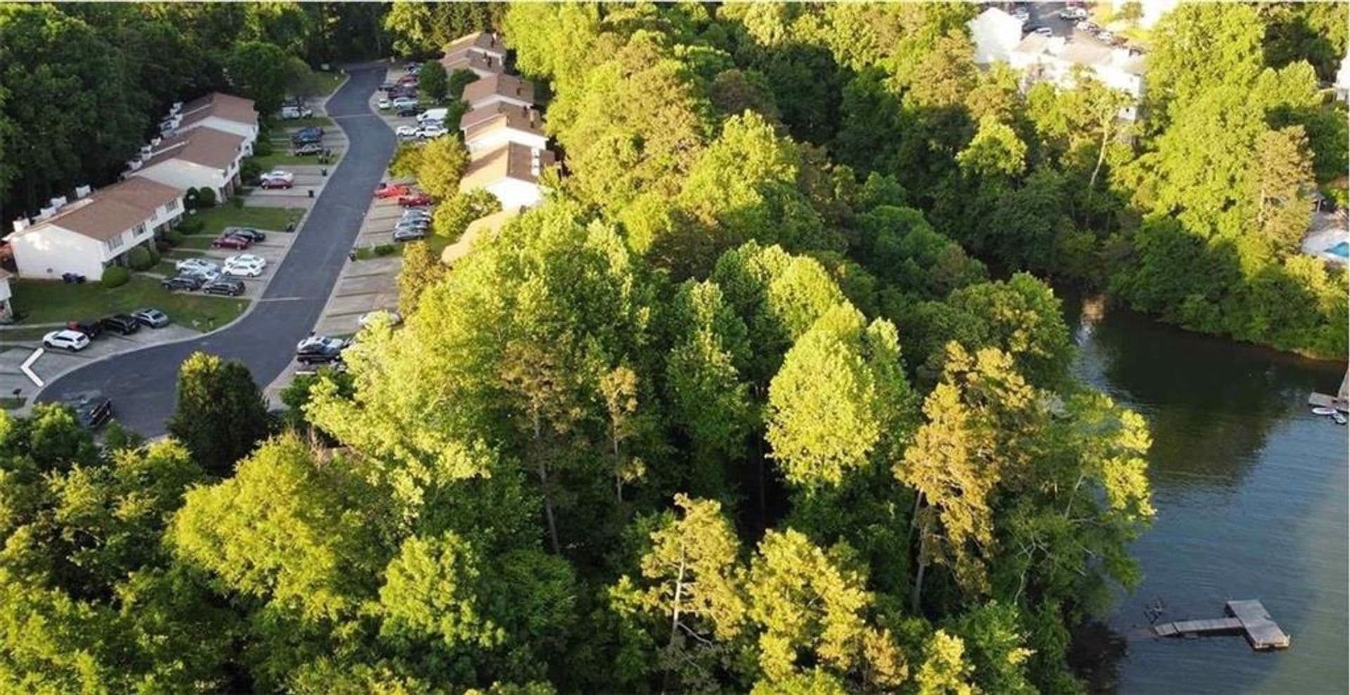 Gainesville Townhome: 2506 Hidden Cove Court