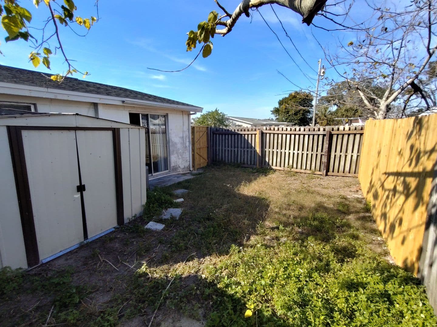 NEW PORT RICHEY House: 4136 SHORELINE DR