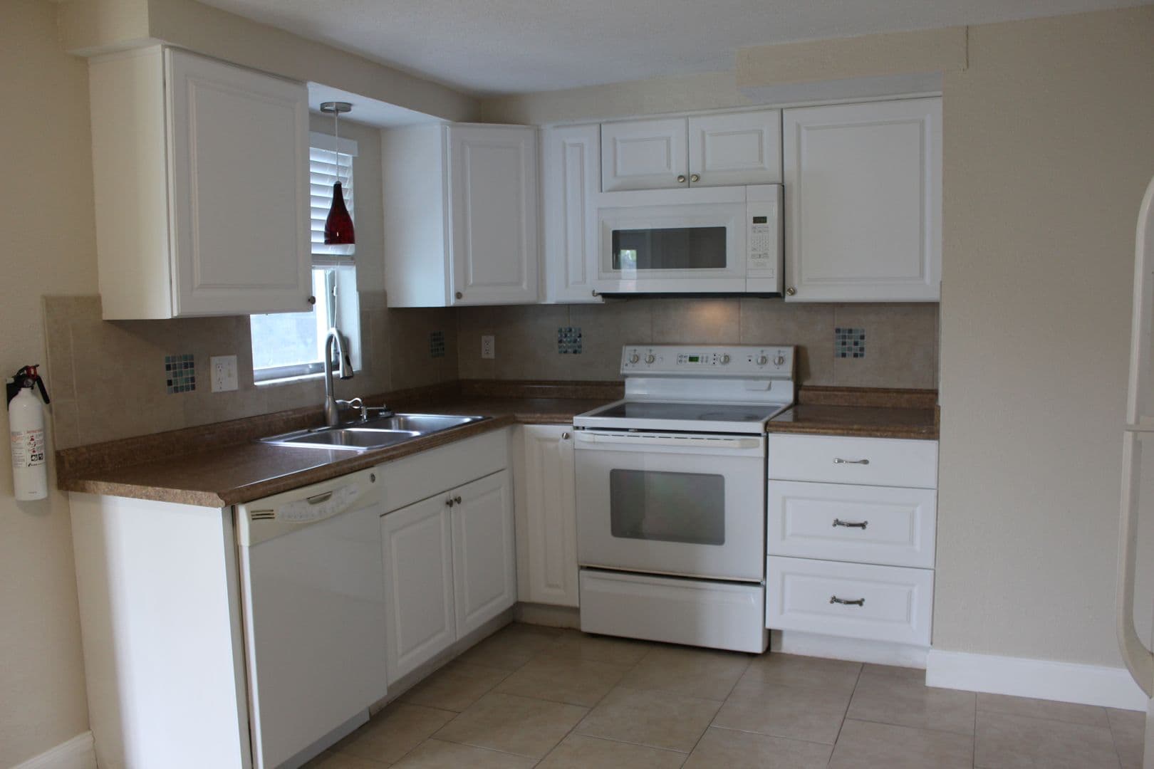 NEW PORT RICHETY House: 4424-B TERRY LOOP