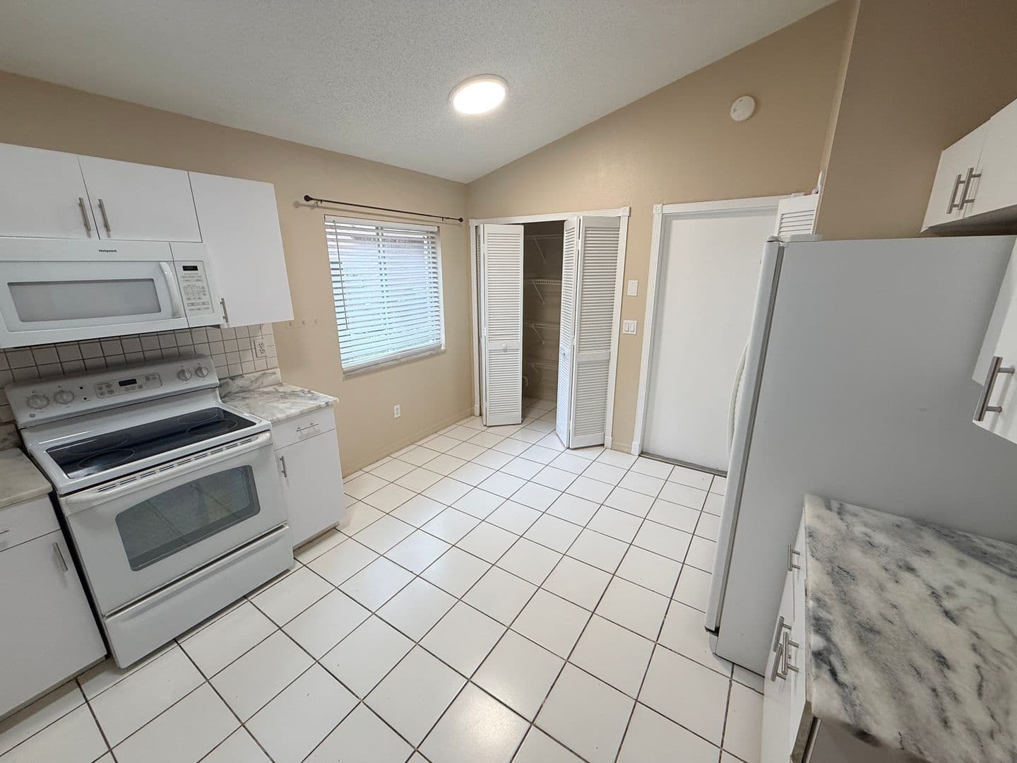 NEW PORT RICHEY House: 7032 WHITTINGTON CT
