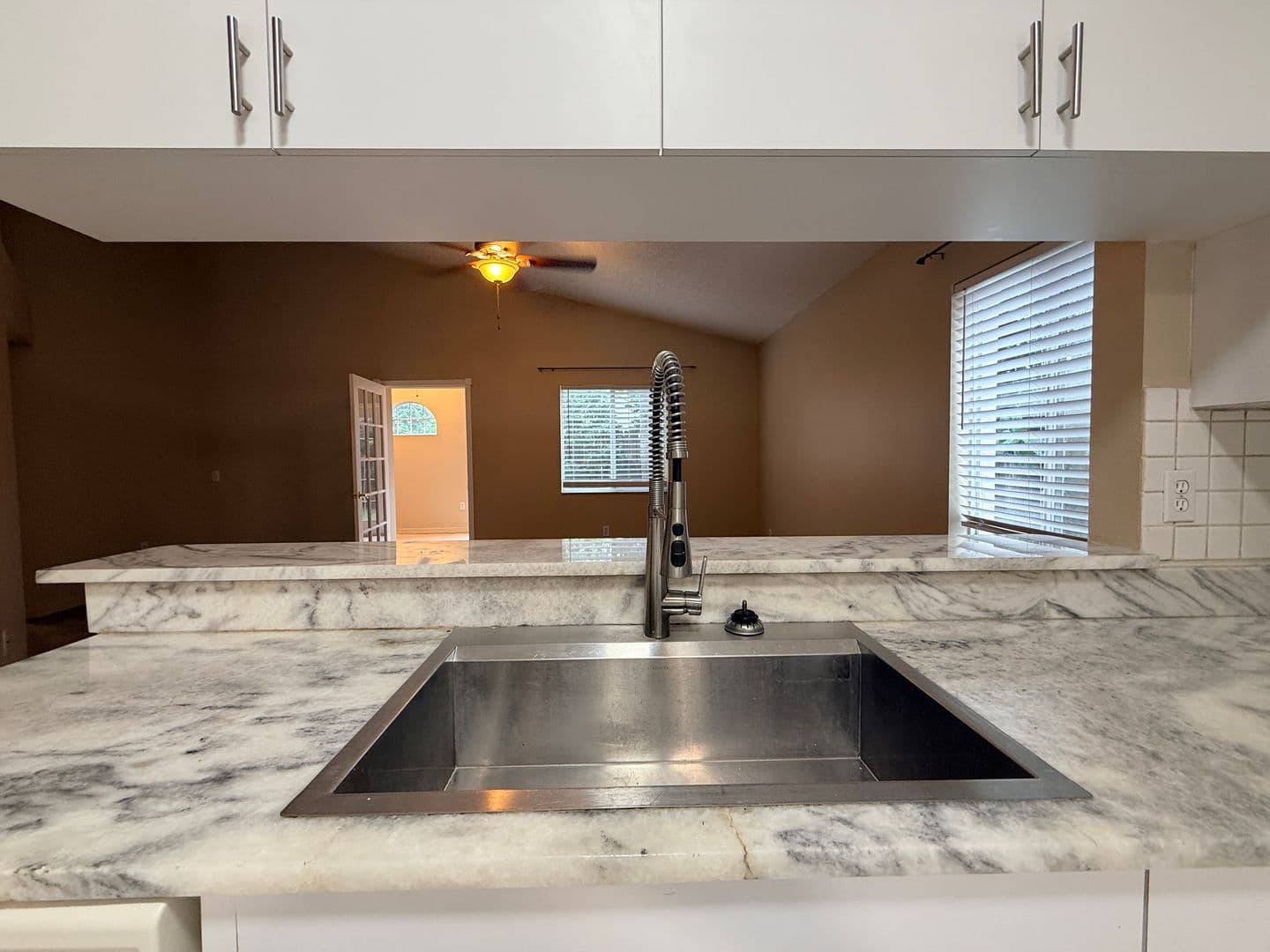 NEW PORT RICHEY House: 7032 WHITTINGTON CT
