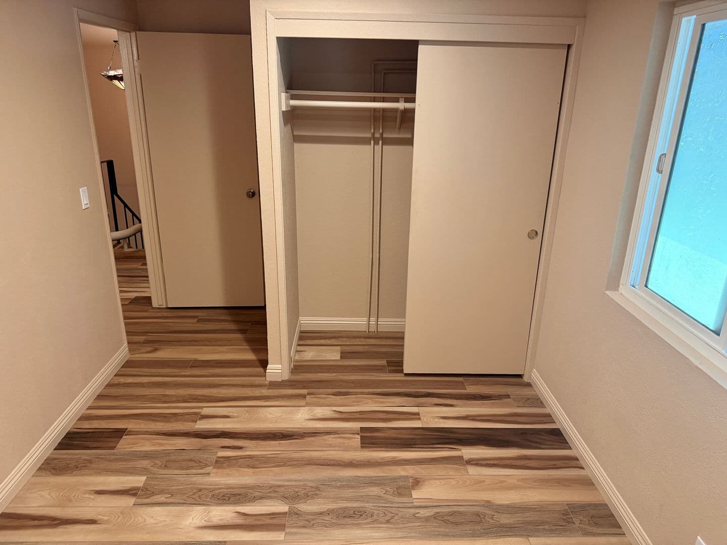 Huntington Beach Townhome: 8122 Deerfield Dr