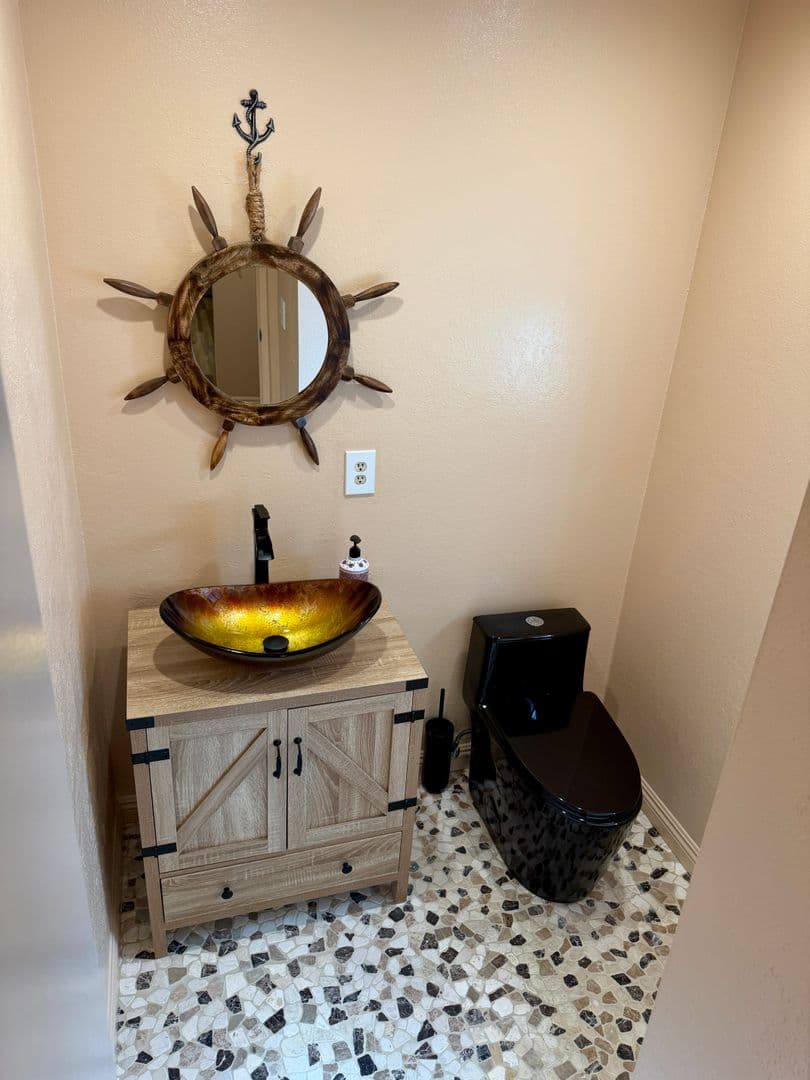 Huntington Beach Townhome: 8122 Deerfield Dr
