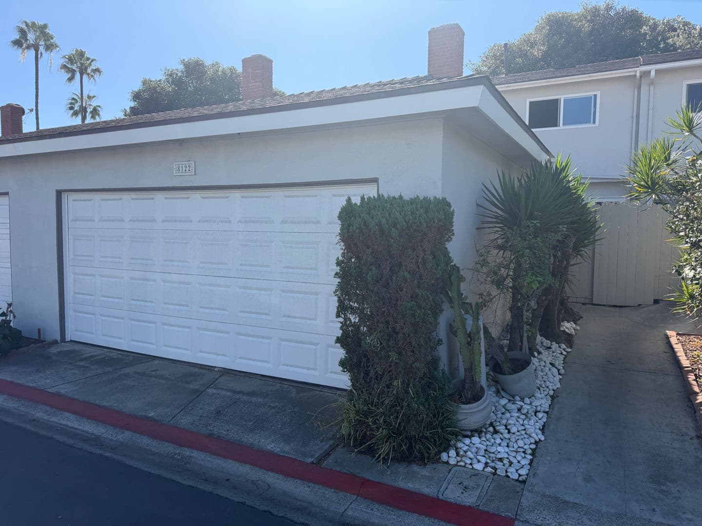 Huntington Beach Townhome: 8122 Deerfield Dr