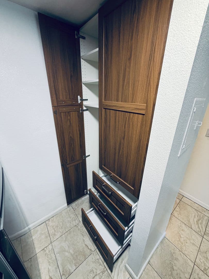 Orange Condo: 700 W La Veta Ave #P3