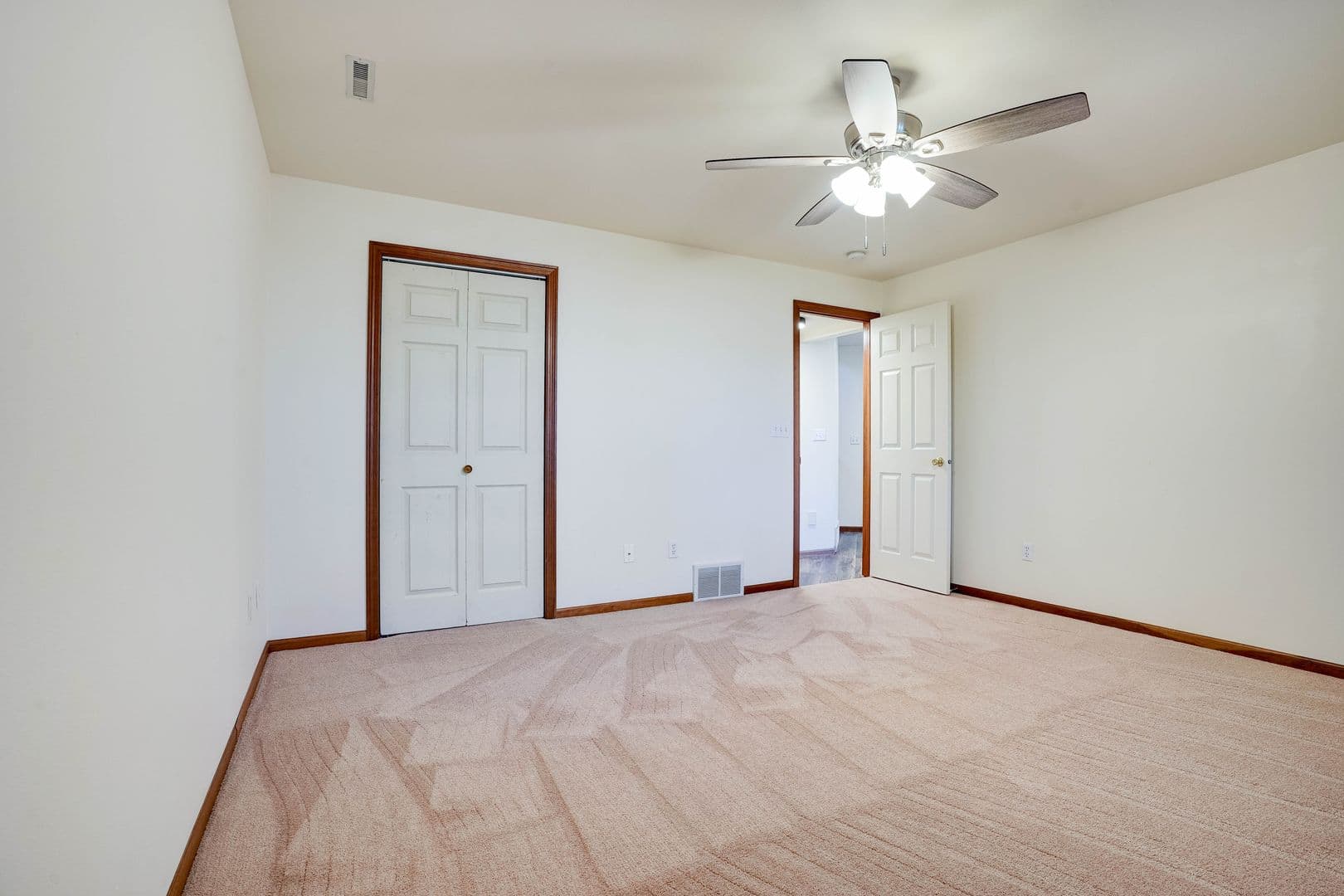 Coralville Apartment: 8 - 11 Redtail Court
