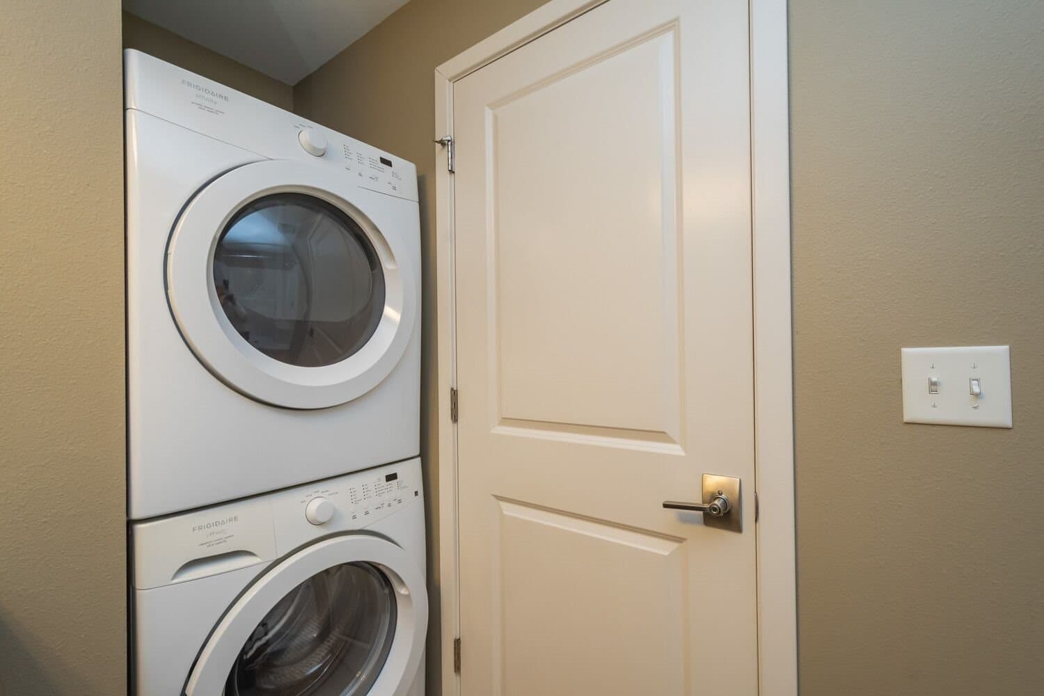 Coralville Apartment: 205.5 6th Street Units 1 - 12