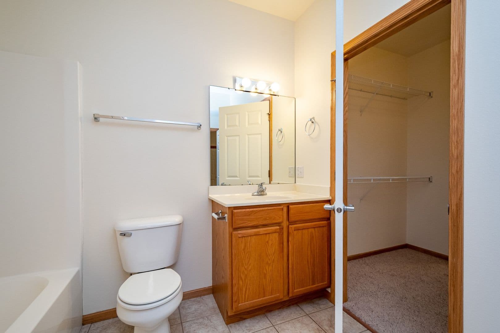 Coralville Apartment: 29 Redtail Bend Units 1 - 36