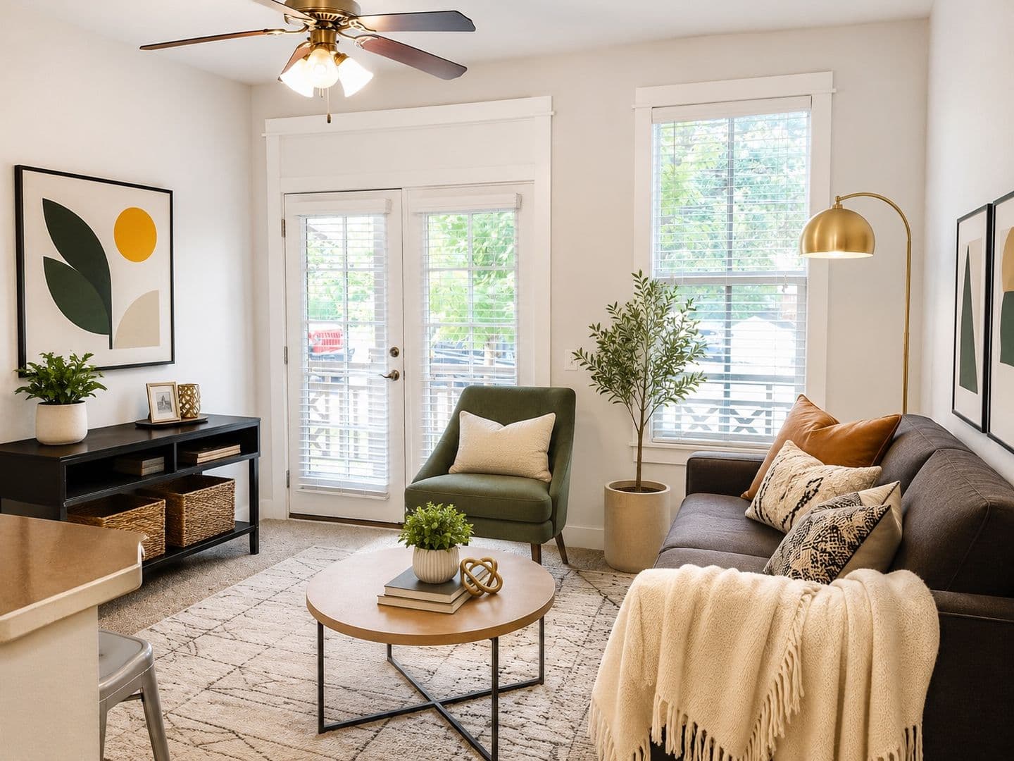 Fayetteville Apartment: 705 W Douglas