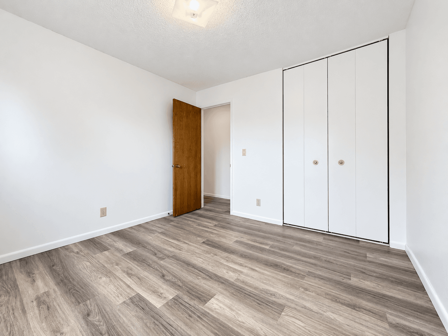 Willmar Apartment: 1116 2nd Street SE