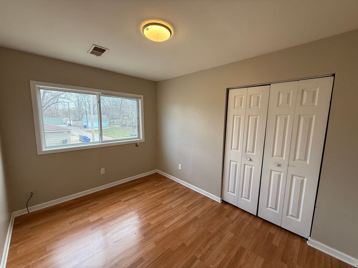 Saint Paul Apartment: 555-565 N Kent St