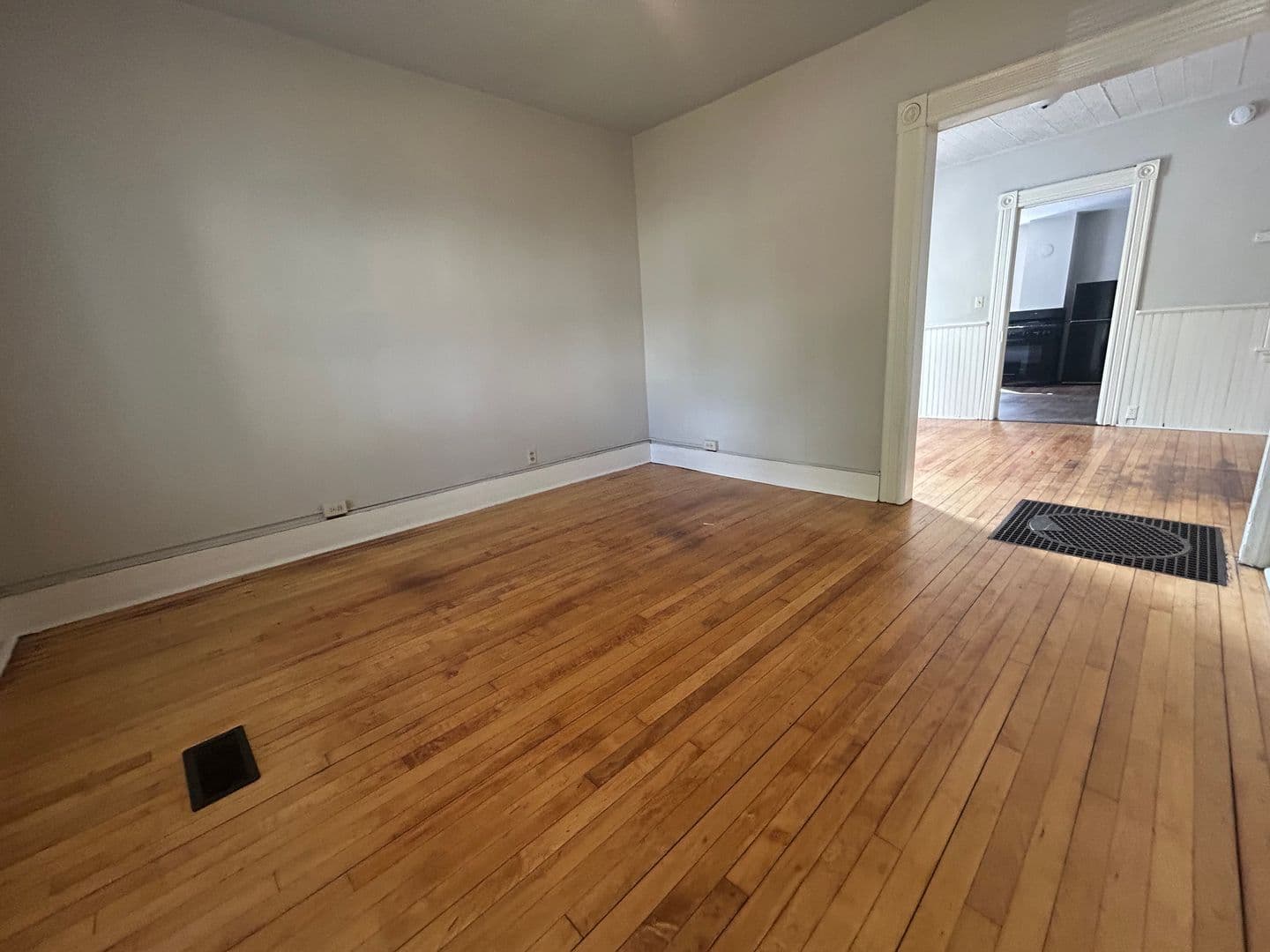 Saint Paul Apartment: 375 Erie Street