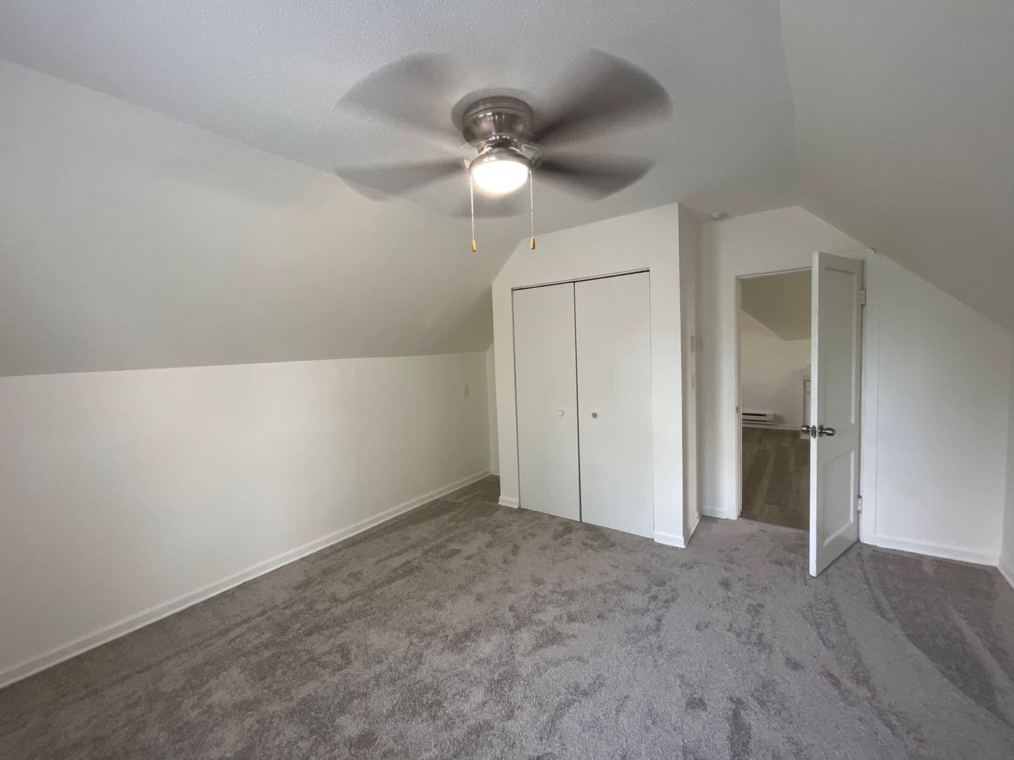 Saint Paul Apartment: 1000 McLean Ave.