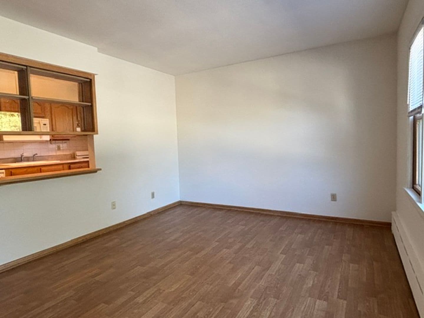 Minneapolis Apartment: 4351 Drew Ave South
