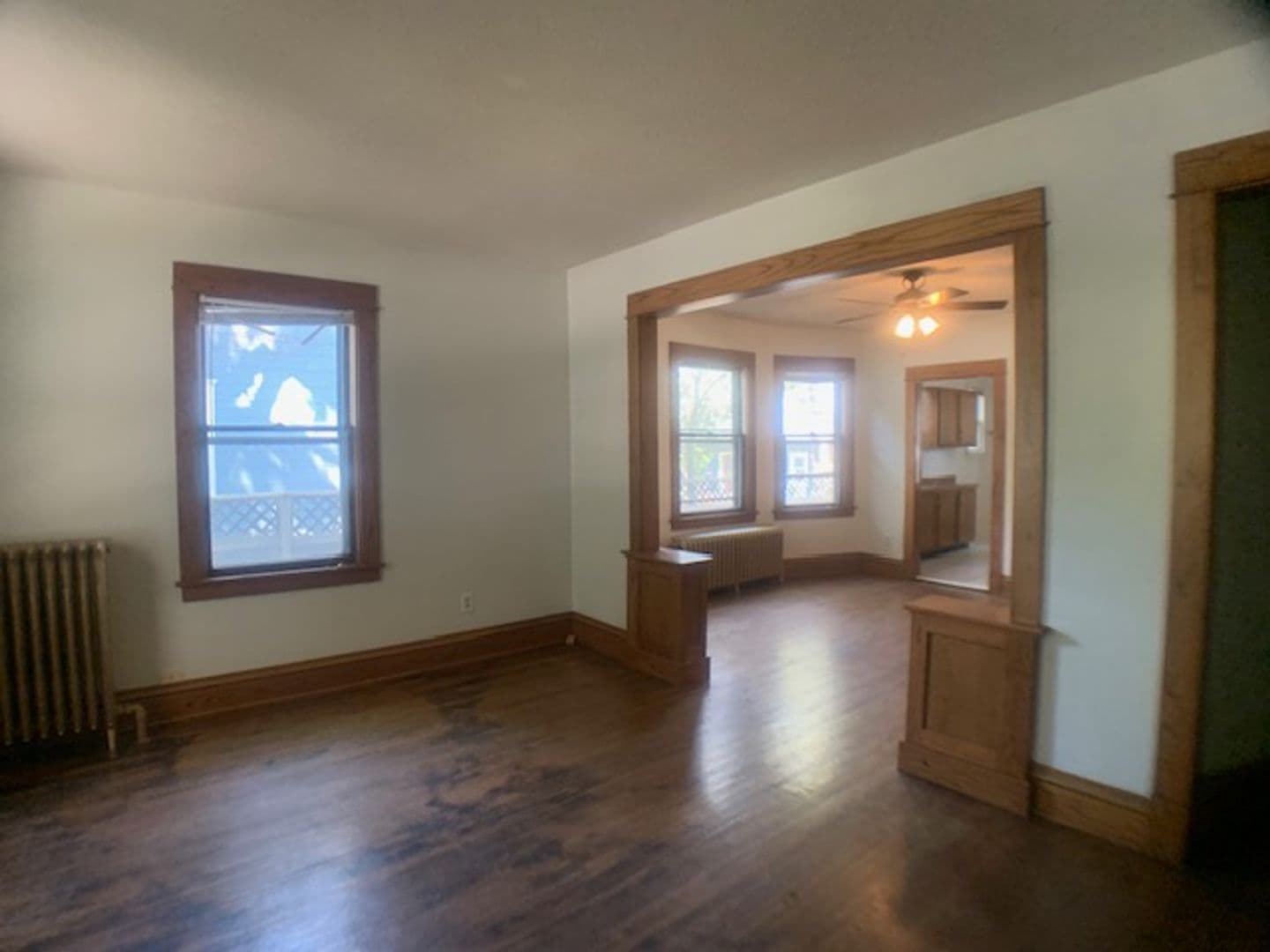 Saint Paul Apartment: 1607-1609 Van Buren Ave