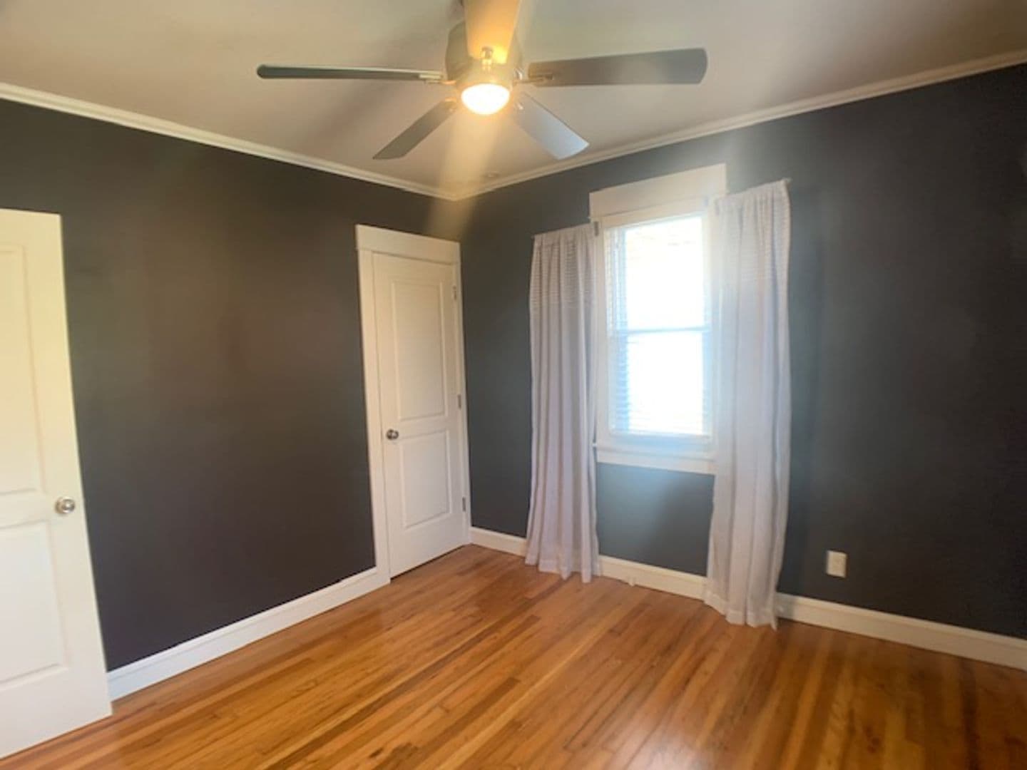 Saint Louis Park House: 2917 Pennsylvania Ave S