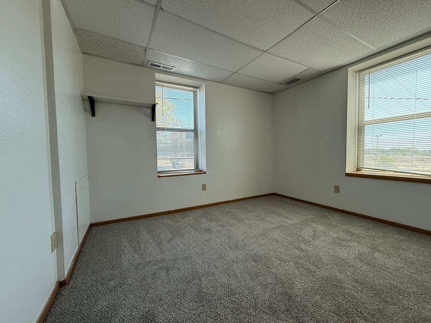 Saint Paul Apartment: 760 Mount Curve Blvd