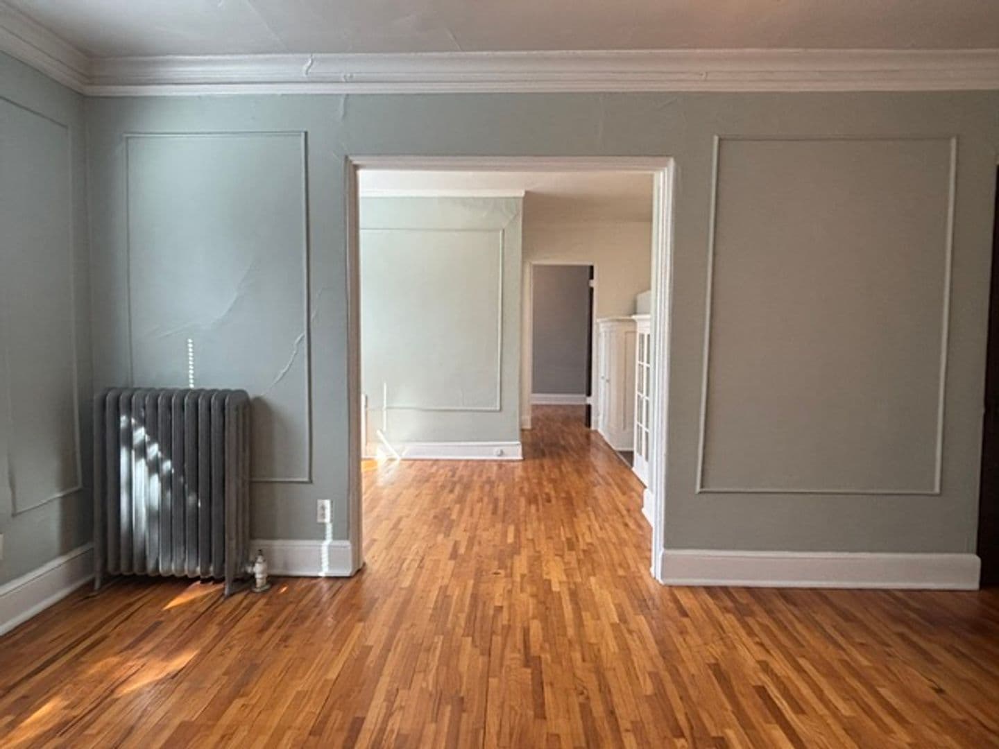 Saint Paul Apartment: 1967 Grand Ave