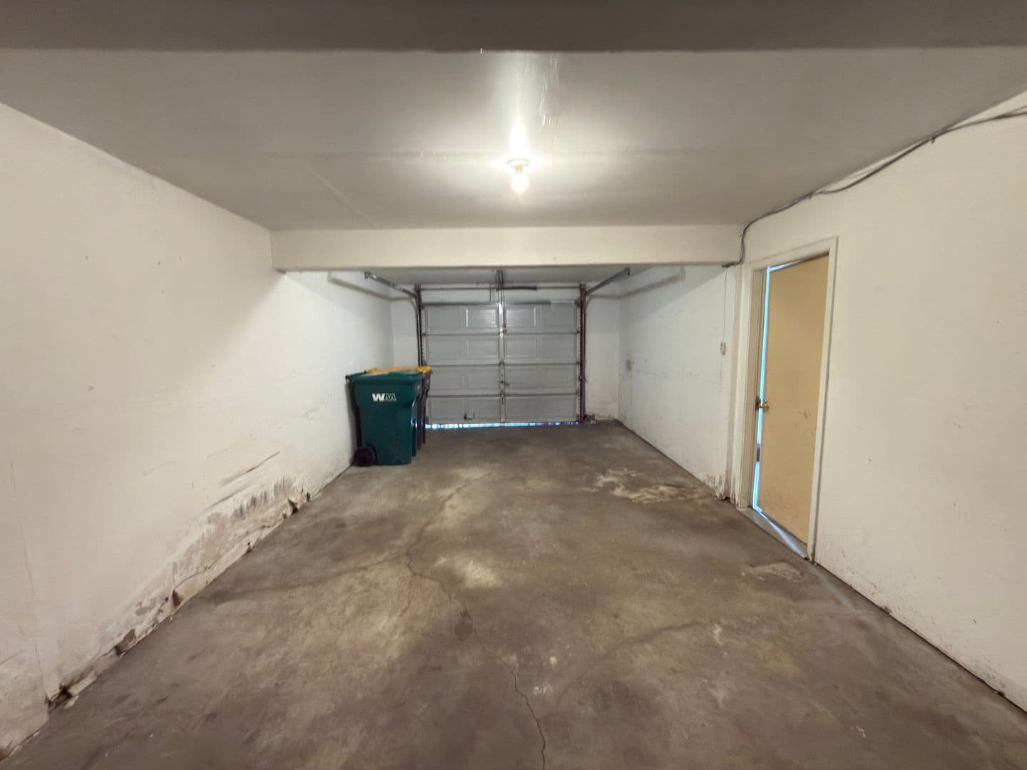 Eagan Apartment: 942 Wescott Trail