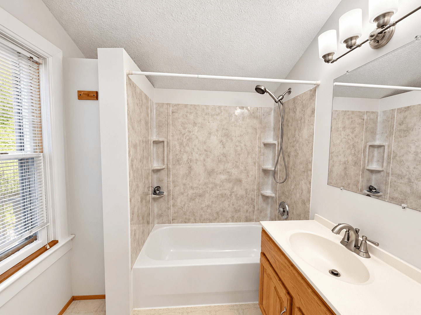 Saint Paul House: 1145 Beech St