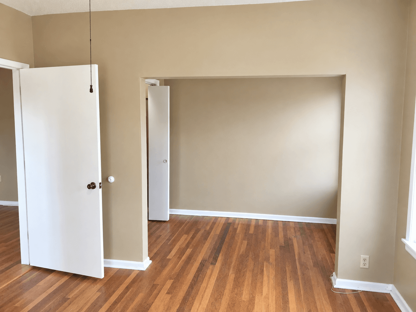 Saint Paul Apartment: 217-219 Bates Ave