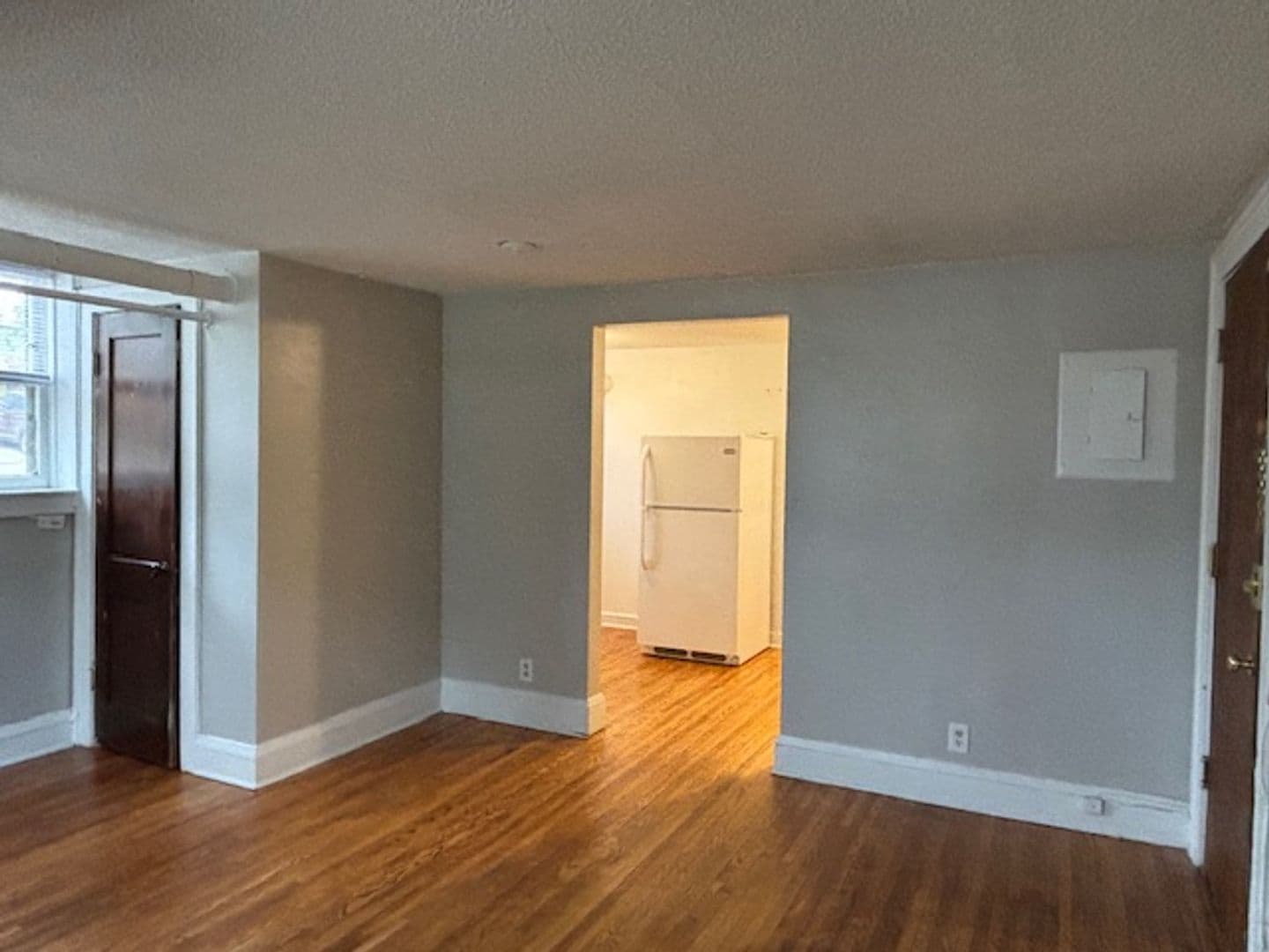 Saint Paul Apartment: 1670 Marshall Ave